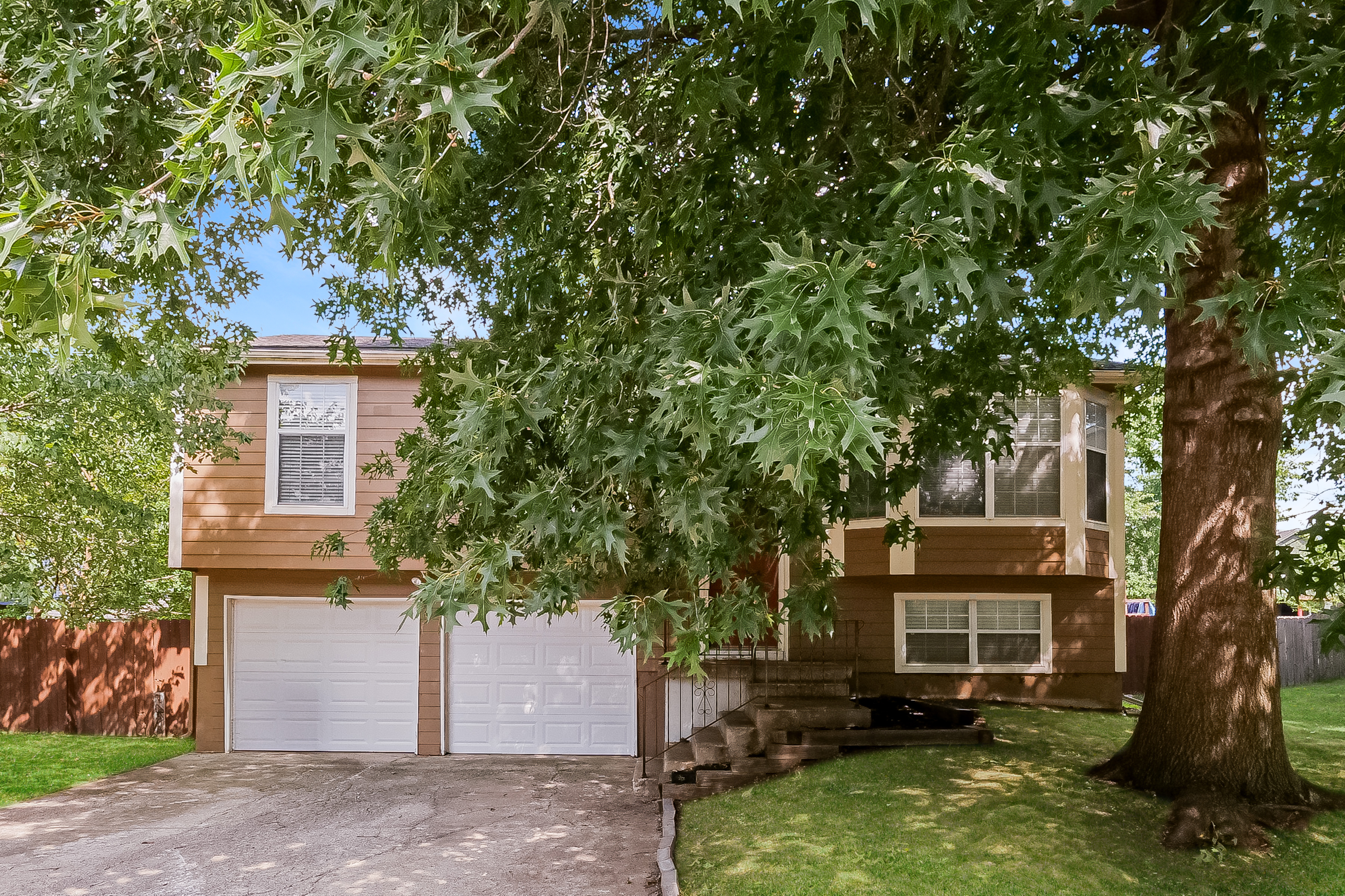 536 N Cedar St Gardner, KS 66030